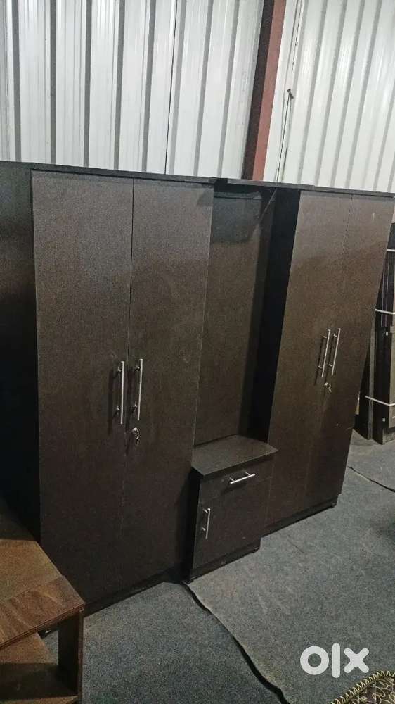 brand new 5 door Wardrobe for sale by alpha furnishings