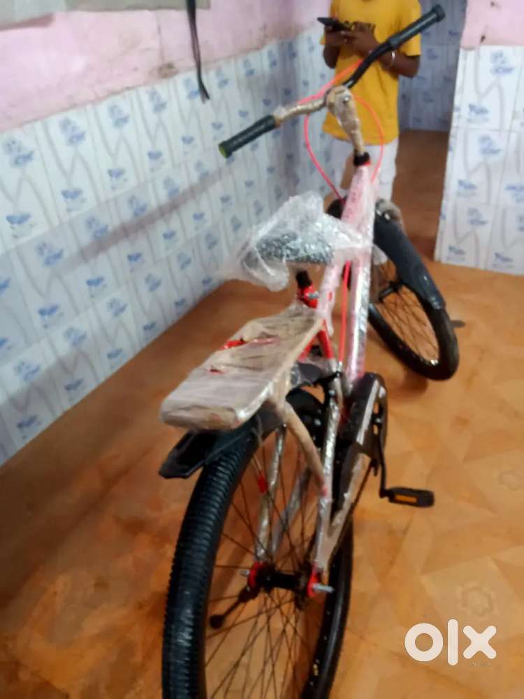 Cycle black hero price 4000