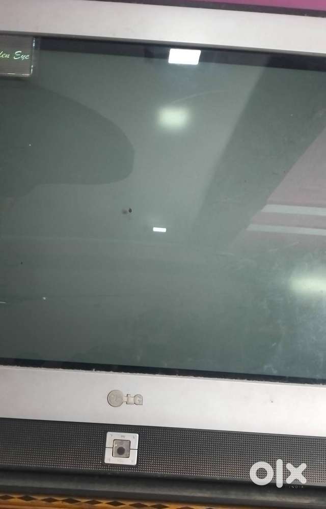 LG Flatron CRT TV