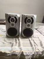 Sony empty Speaker box 2nos for sale