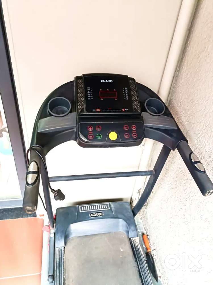 Trademill machine for fitness