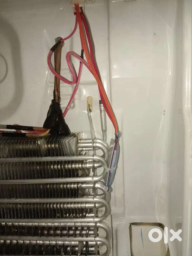 Refrigeration service technician