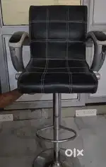 Beauty parlour student chair