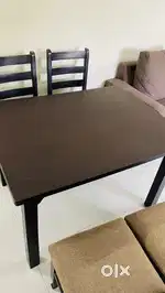 4 seater dining table