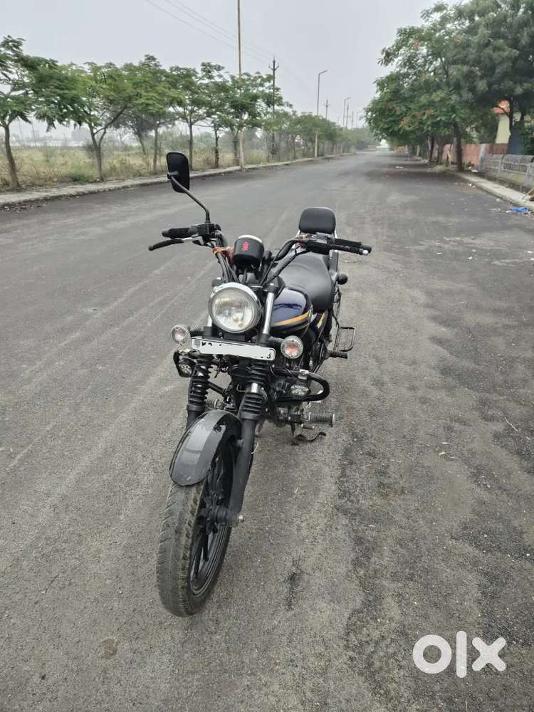 Bajaj avanger street 150