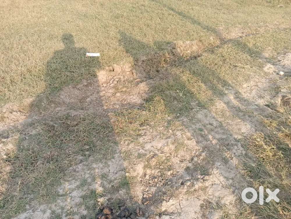 Ojha chapra me near qazipura near to Ballia railway station 1.5 katha.