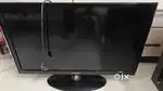 Samsung 32 inch tv with applied speakers