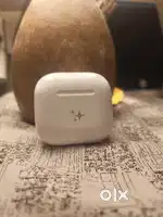 Apple's Airpods 4 ANC