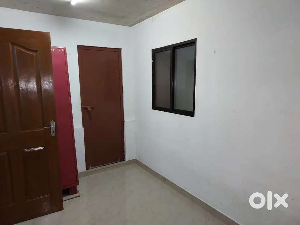 1bhk bachelor house Kaloor500mtr edapally6klm kakkanad6klm