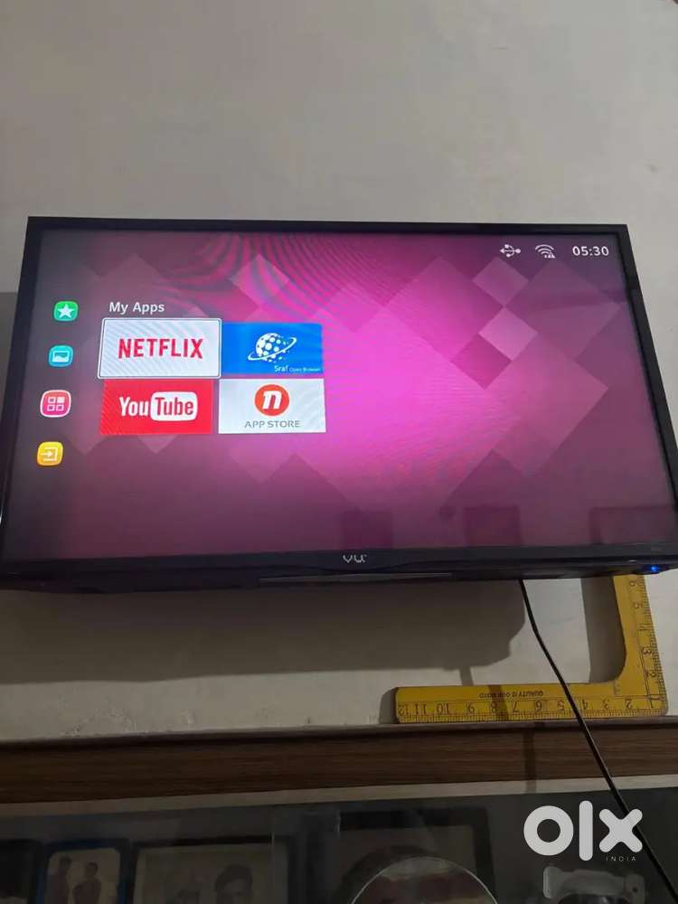 VU smart led tv in new condition