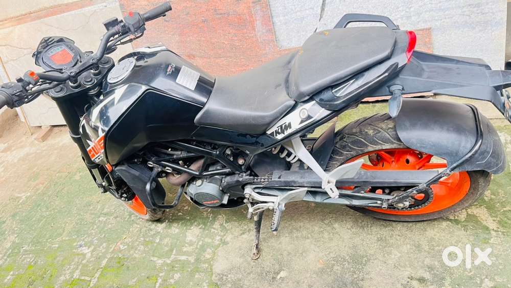 Ktm duke 200 mint condition and very less driven