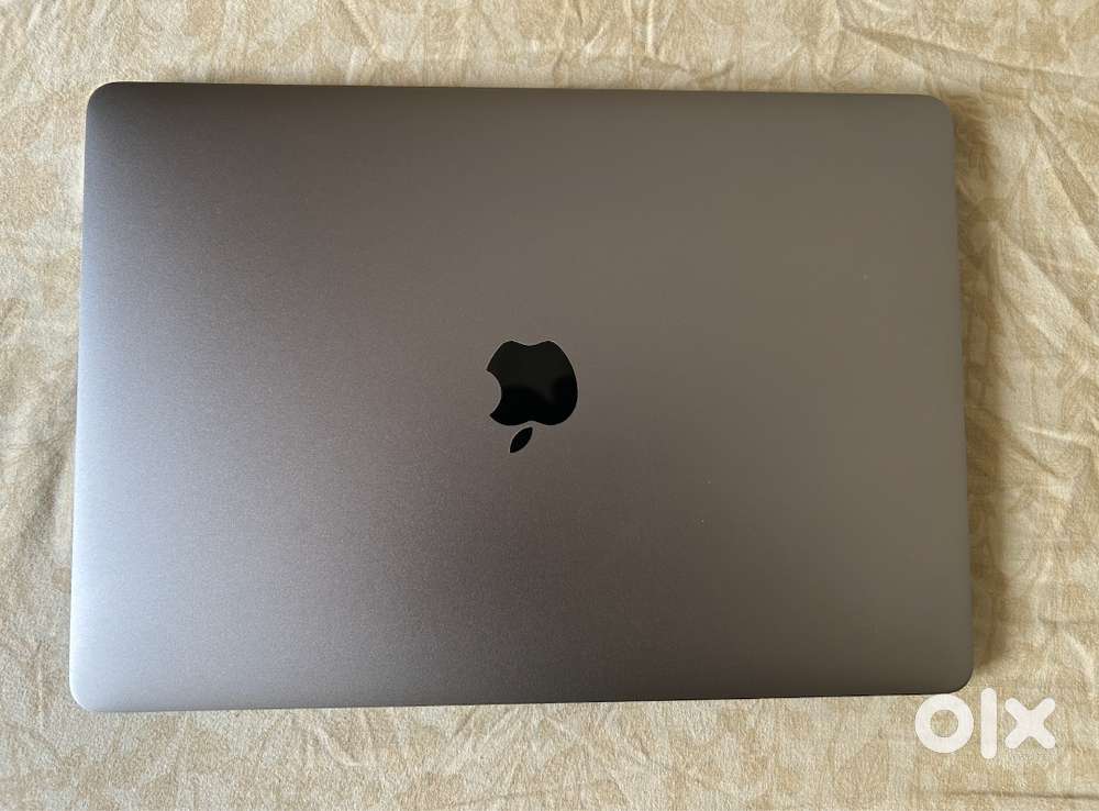 MacBook Pro 13 M1 16GB Ram 256GB SSD 100% Battery Health Brand New