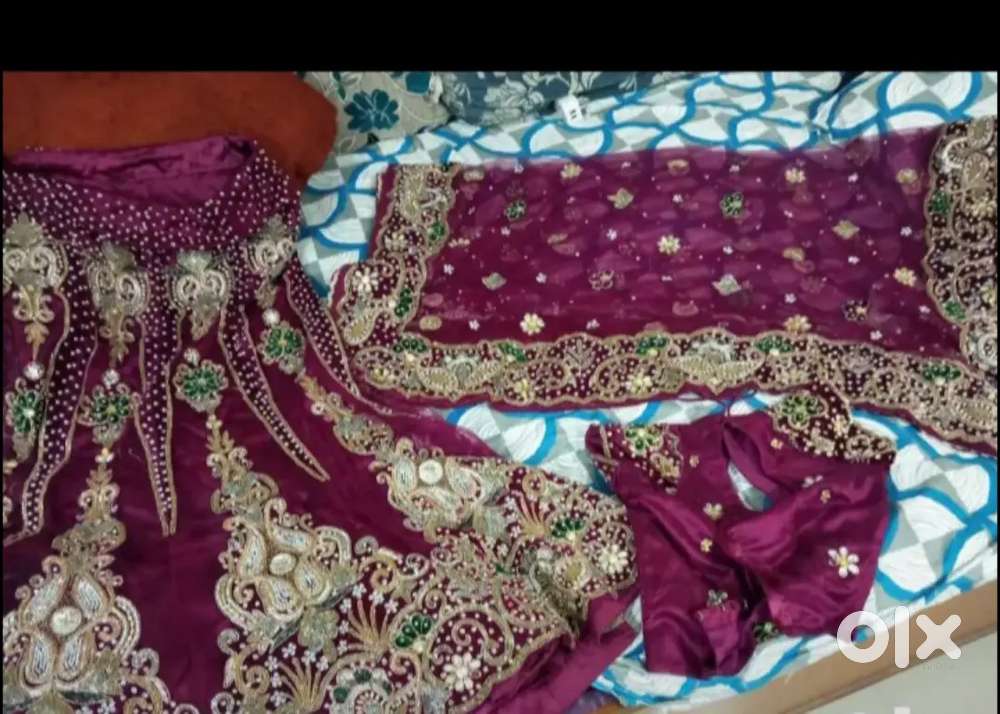 My like new lahanga fully hand work kolkata stone