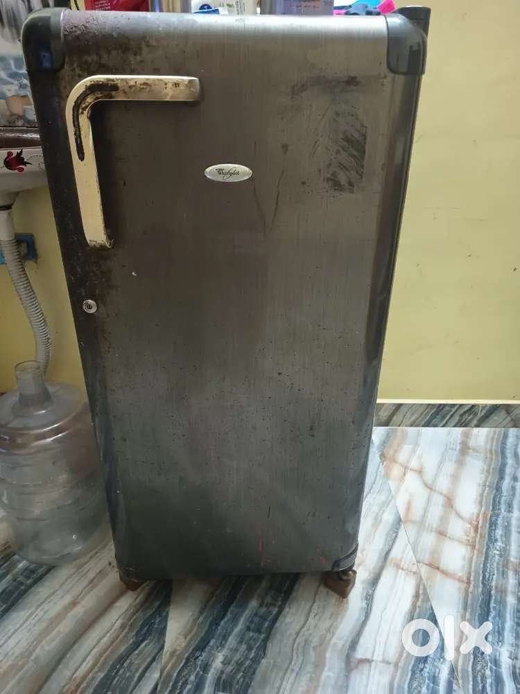 Whirlpool fridge (working condition)