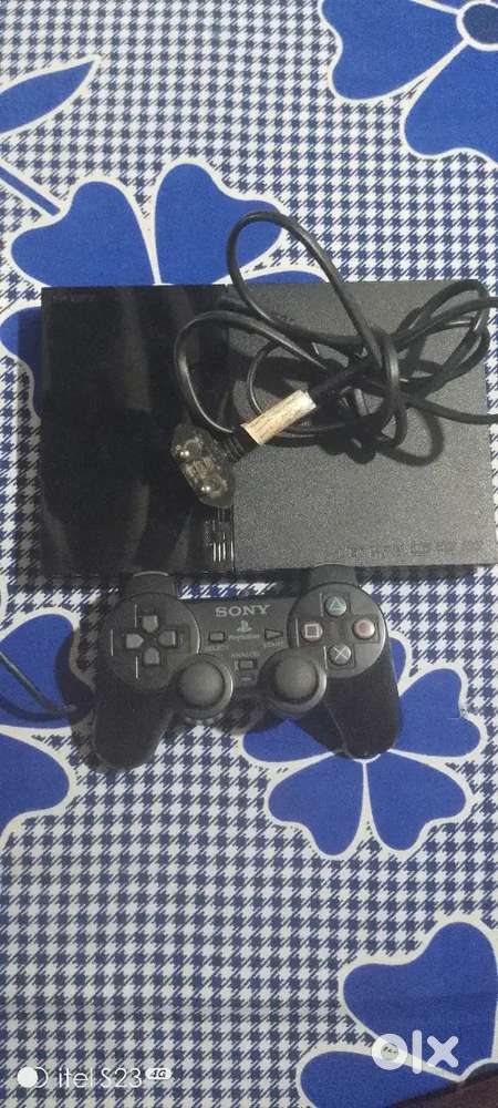PS2 in best working condition full ket is available one controller