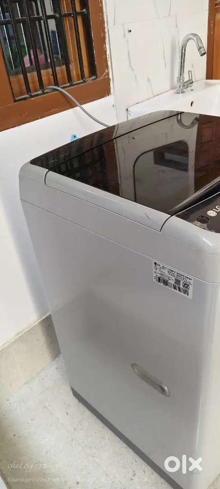 Fully automatic 7 kg LG washing machine