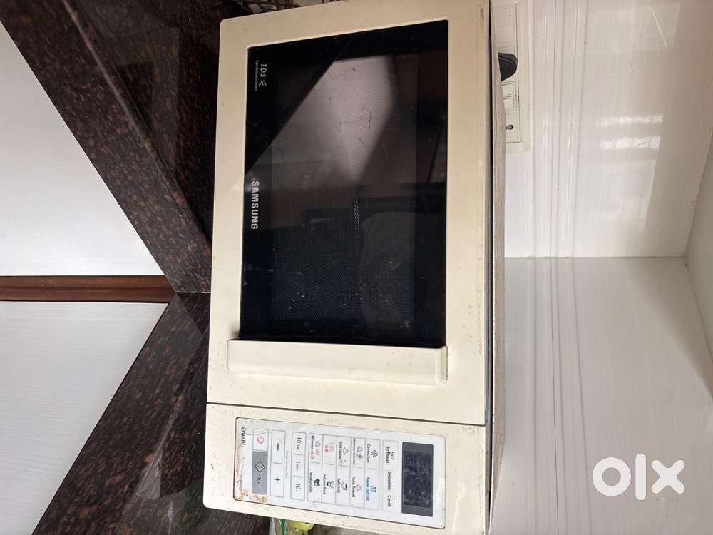 Samsung Microwave oven CE104VD