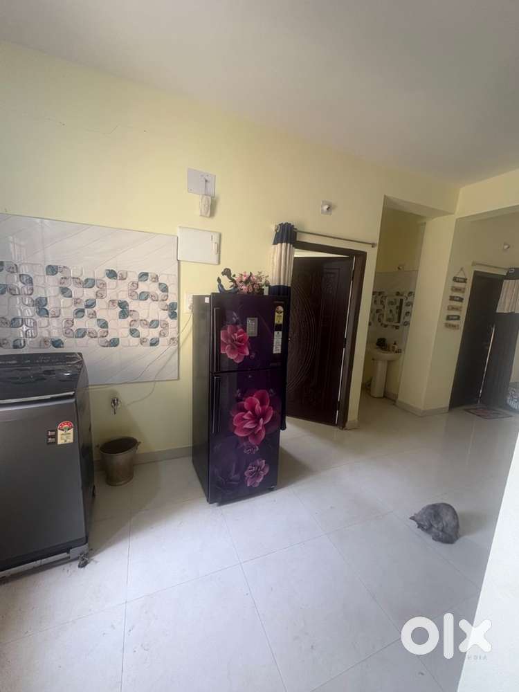 Fully independent room at sundarpada aradhana nagar for girls