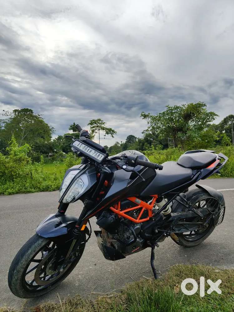 DUKE390  TIP TOP CONDITION