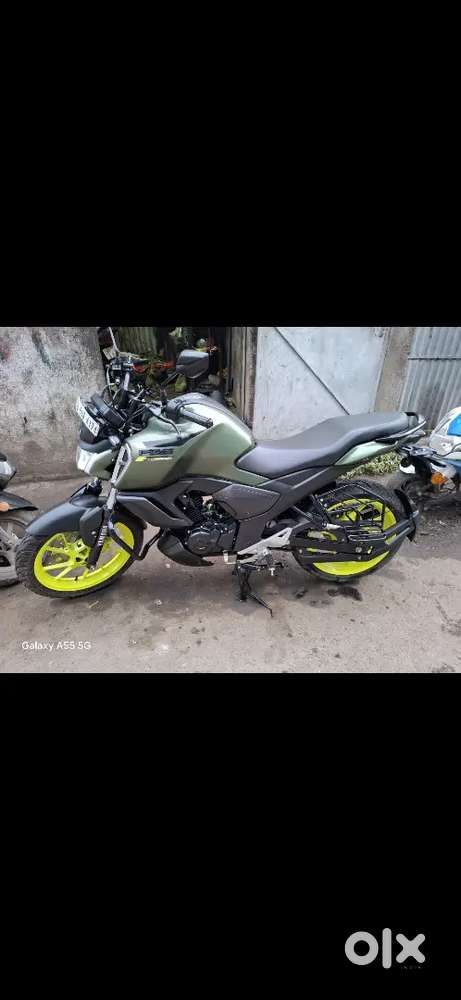 FZ S 4v E20 2025 model