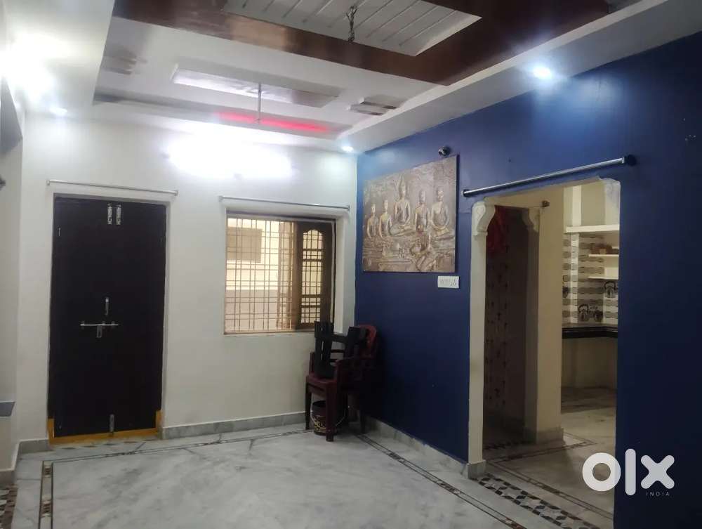 2BHK for rent / nearly maintained / just like new /cc camera security