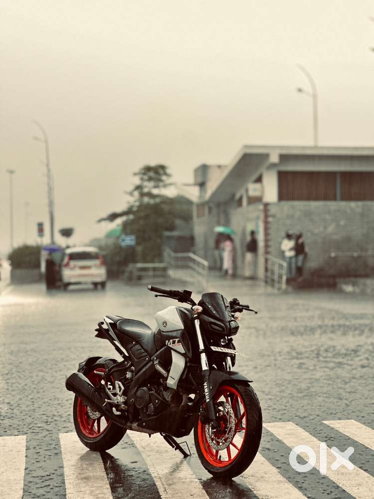Yamaha mt 15