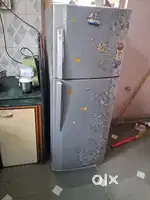 LG fridge in working condition looks new