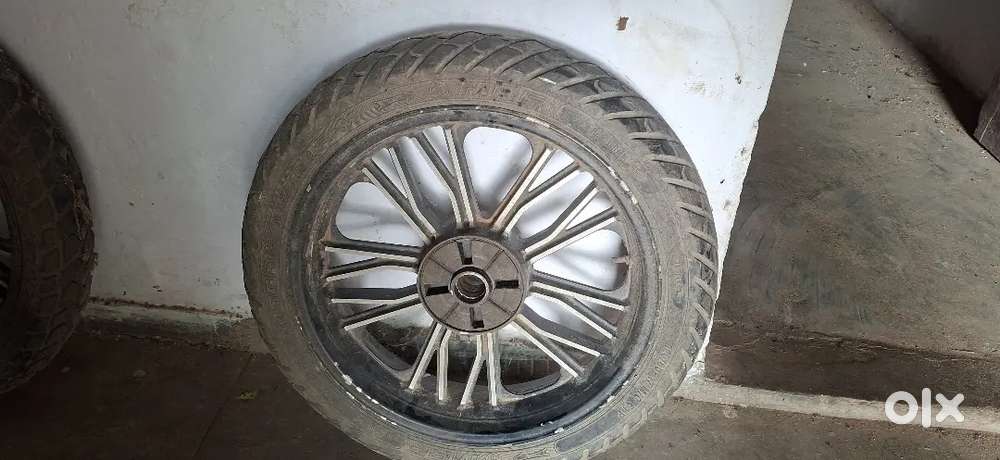 Royal Enfield modified magwheel with tyre