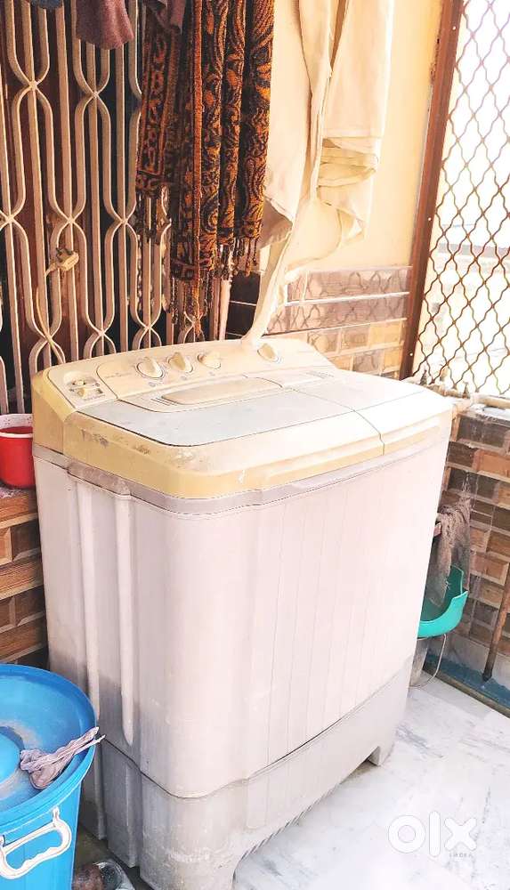 Samsung 7 ltr semi automatic