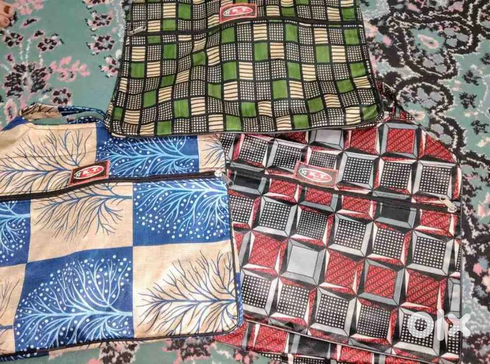 12 stylish Tote bags wholesale