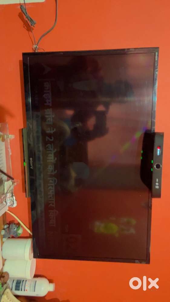 Sony 32 inch TV for sale