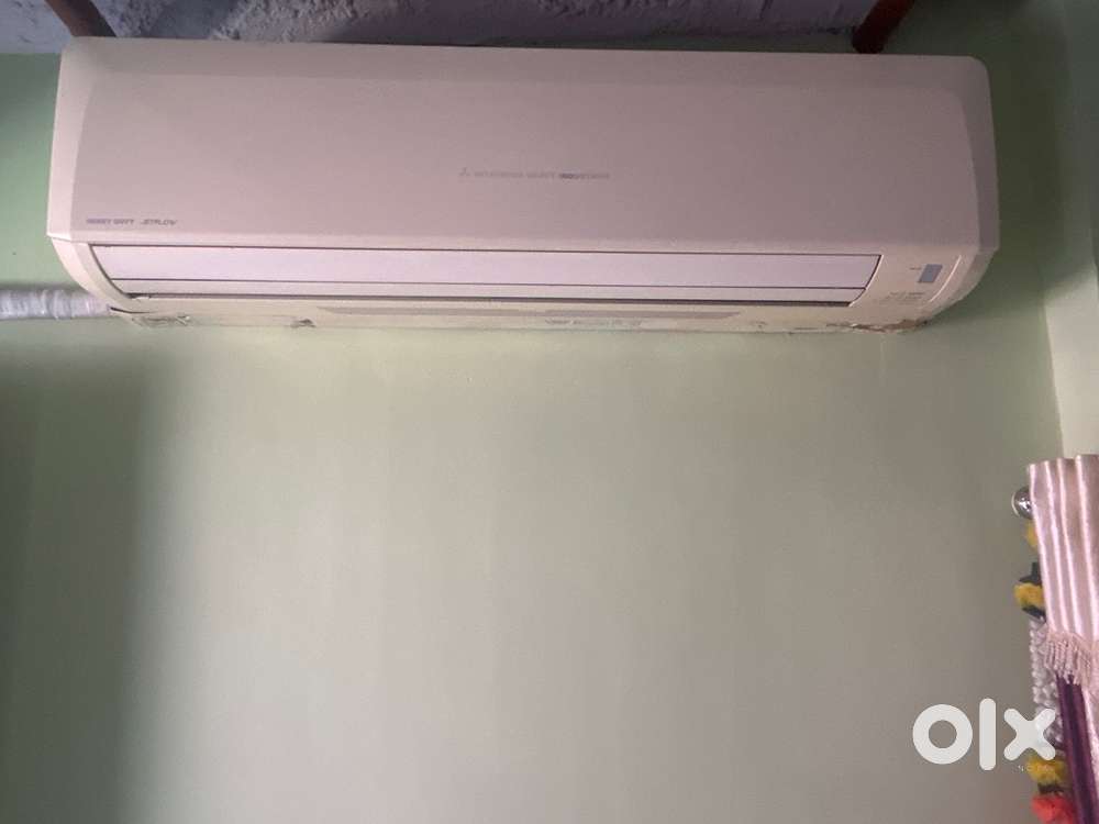 Mistubishi 2.2 ton AC