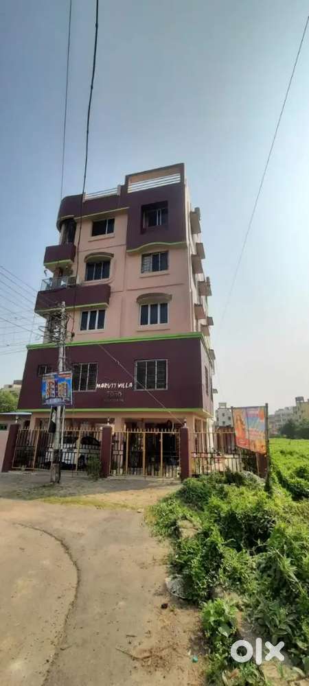 2BHK,2toilet,750sqft rd facing flat,1st flr. at G+4 building with lift