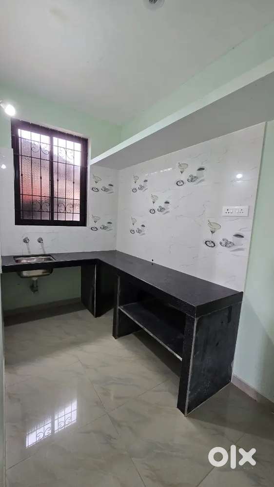 Single bedroom flat on Lease