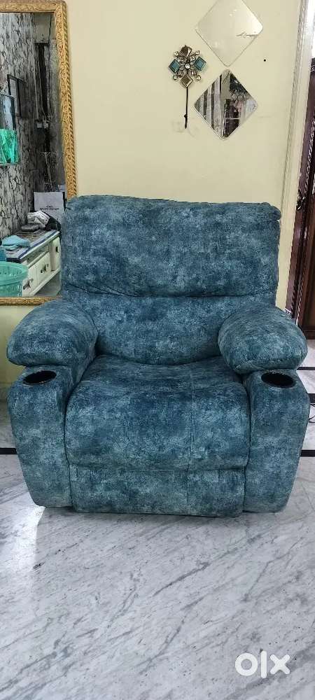 Best recliner with moter