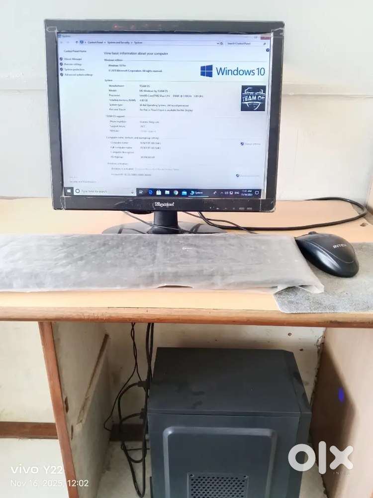 Full Computer set's total 6 : 6 Monitor, 6 CPU, 6 KeyBoard , 6 Mouse.