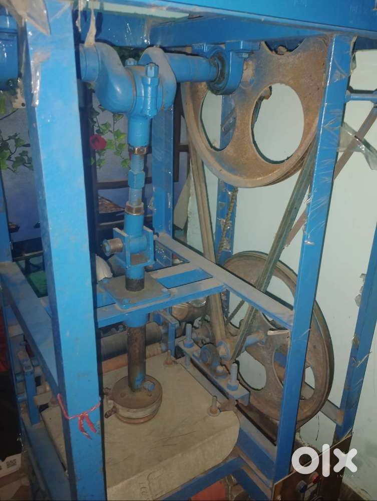 This is dona making machine