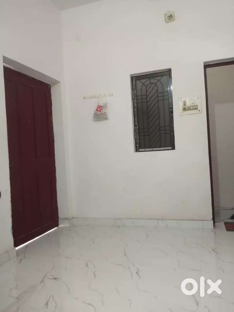 ROOM FOR RENT ONLY FOR GIRLS .