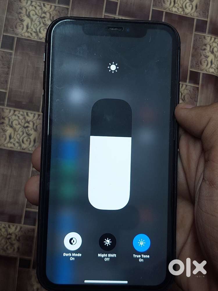 I phone 11 gb64 full original