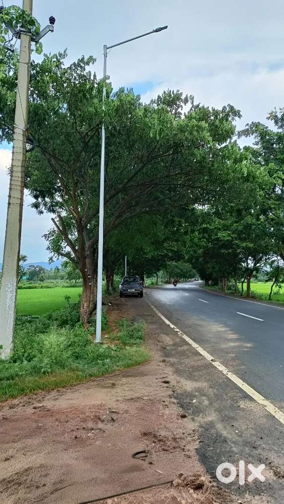 Angul to maidharpur road 15 km distance with 30 ft wide road to plot.