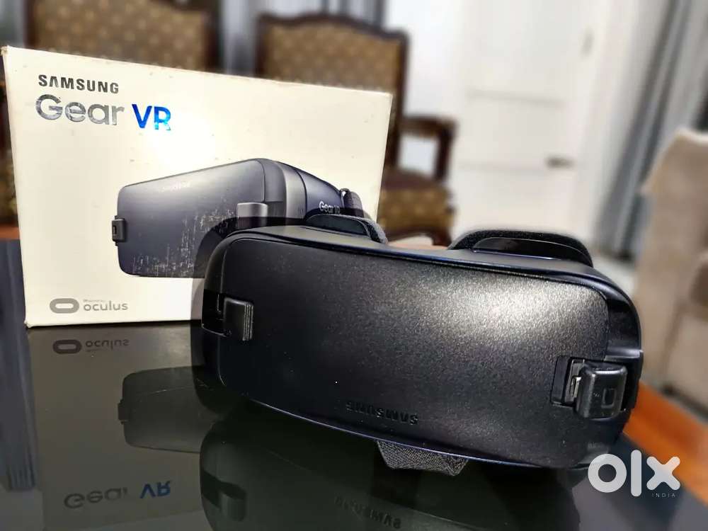 Samsung Gear VR Headset – Excellent Condition