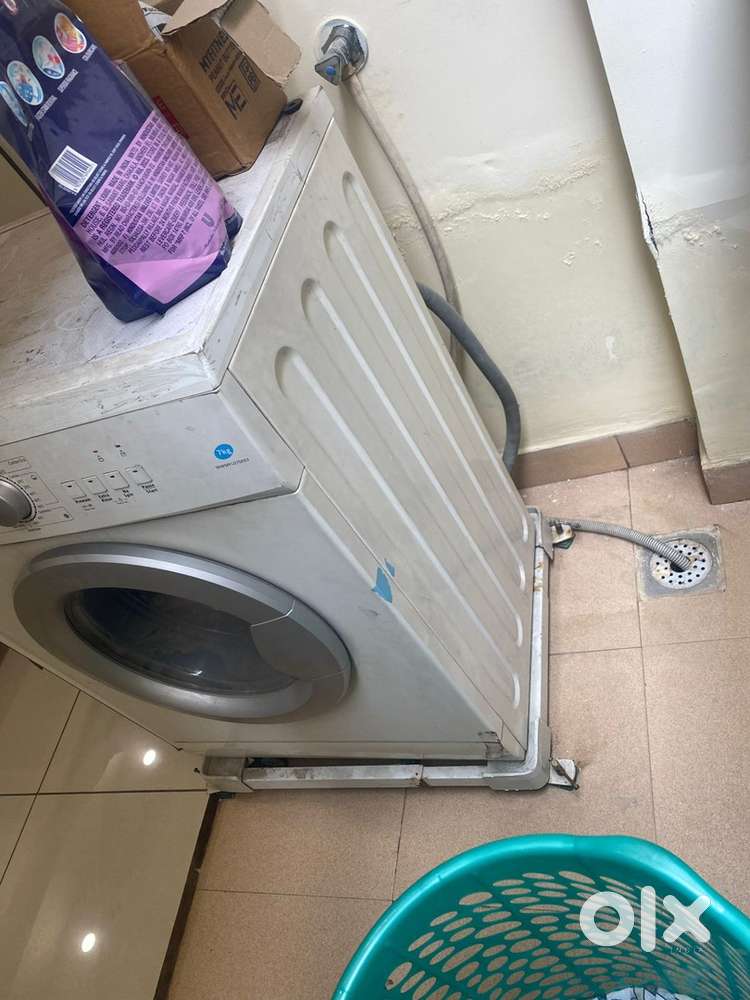 Midea 7 Kg Front Load Washing Machine – Fully Working