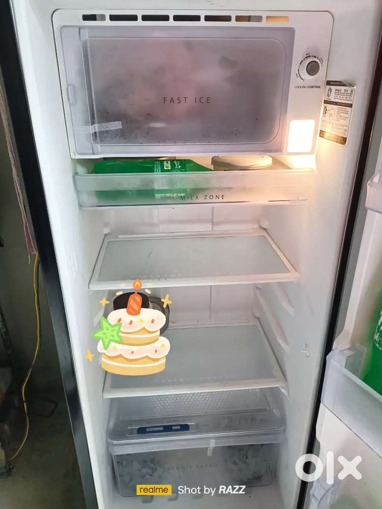 Whirlpool 4 star 192 liters Very Good Condition Fridge.