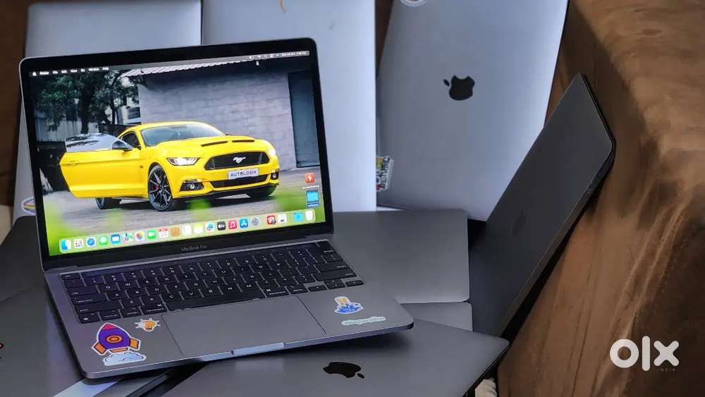 M1 Apple Macbook Pro 16GB Ram 256gb Apple SSD 13inch Retina Display