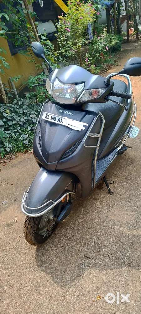 SINGLE RC Owner 2017 4g   Honda Activa