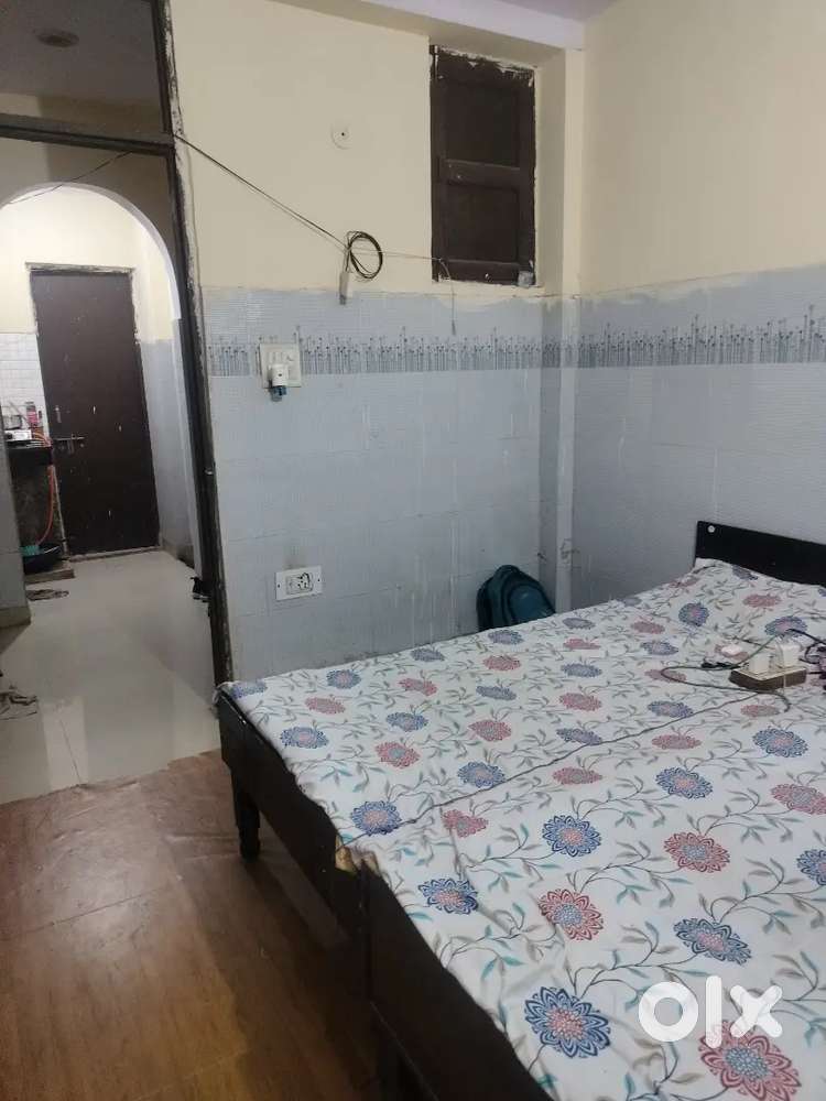 Fully independent 1 bhk flat in new ashok nagar block b1