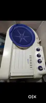 Whirlpool semiauto washing machine 6.5 kg in very good condition.