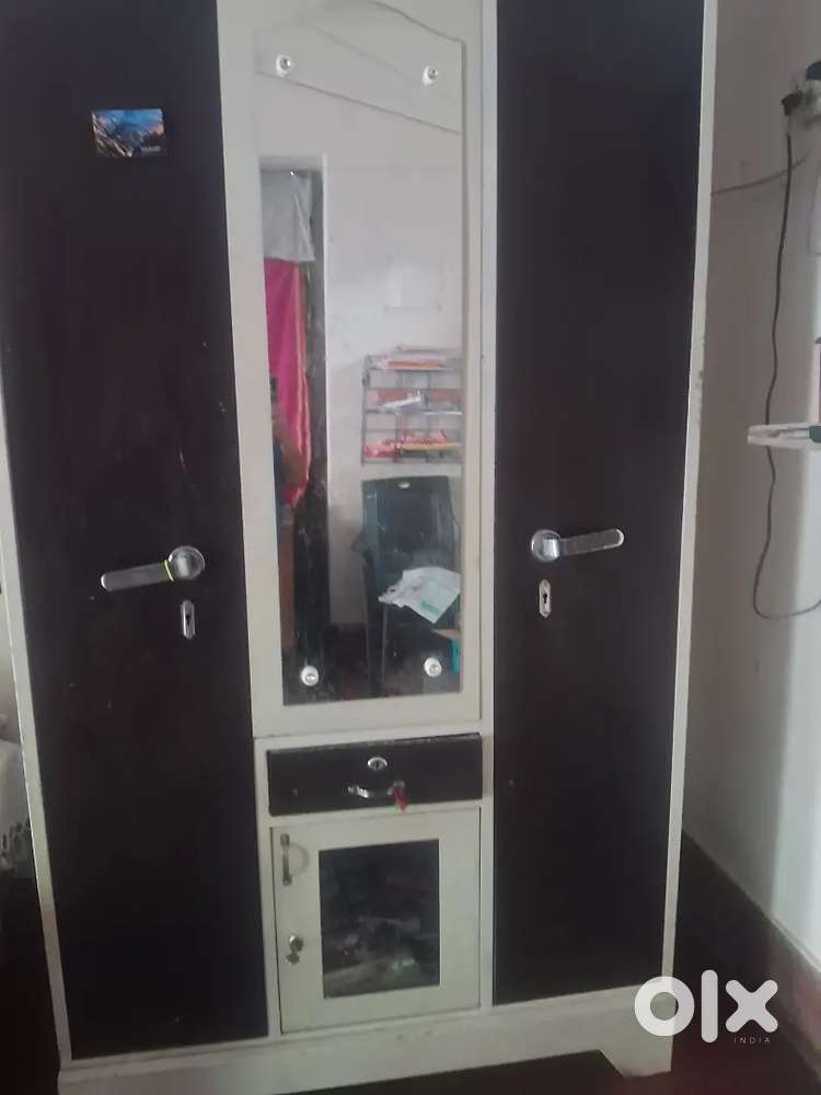 Aluminium cupboard