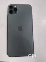 IPhone 11 Pro Max 256gb with original accessories and box