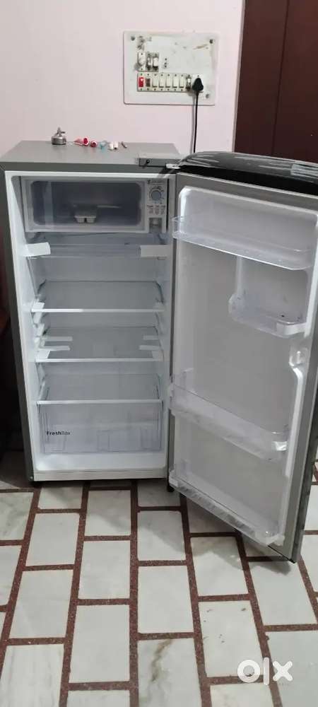 Voltas Fridge